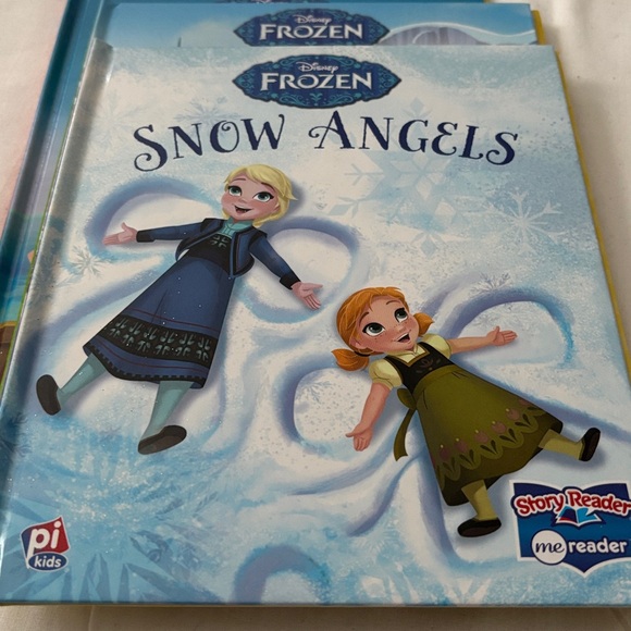 Disney Frozen 'Ice Is Nice' Book with Blue and Yellow Cover - Picture 4 of 4